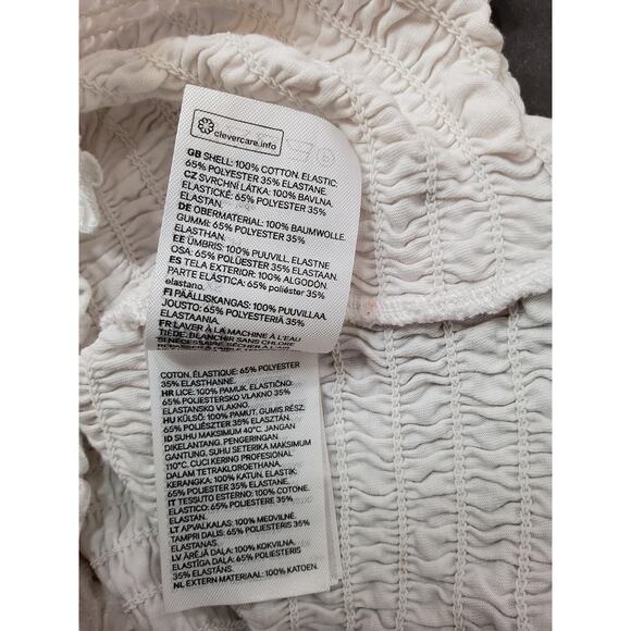 H & M DIVIDED STRETCH CROP TOP. WHITE SIZE XS - Picture 6 of 7